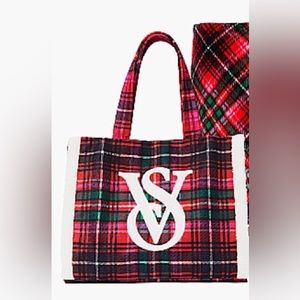 New Victoria's Secret Holiday Plaid Tote bag